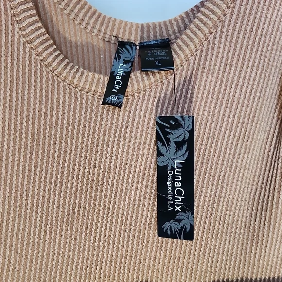 Elegant Tan Striped Jumpsuit - Picture 6 of 8